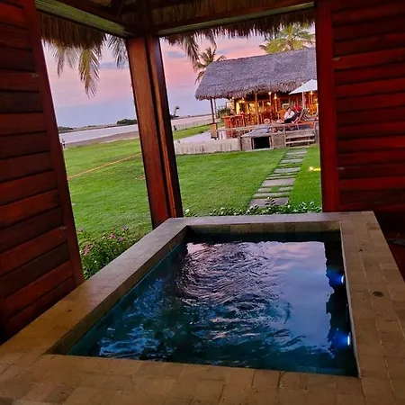 Vila Ybytu Eco Resort Itarema Exterior photo
